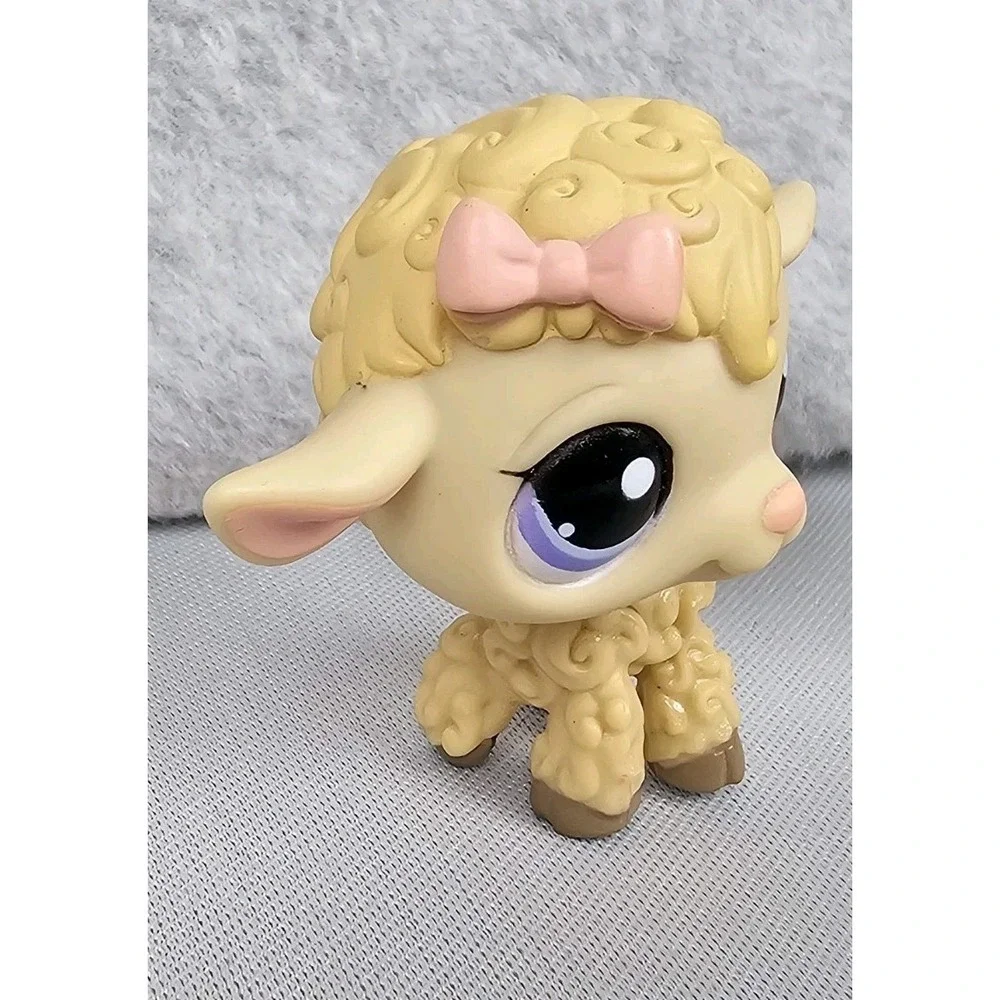 Littlest Pet Shop Hasbro LPS White Lamb #376 and Tan Lamb #1003
